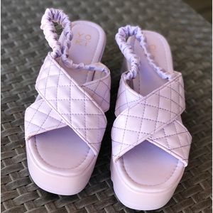Lavender wedges.  New without tags- perfect condition!